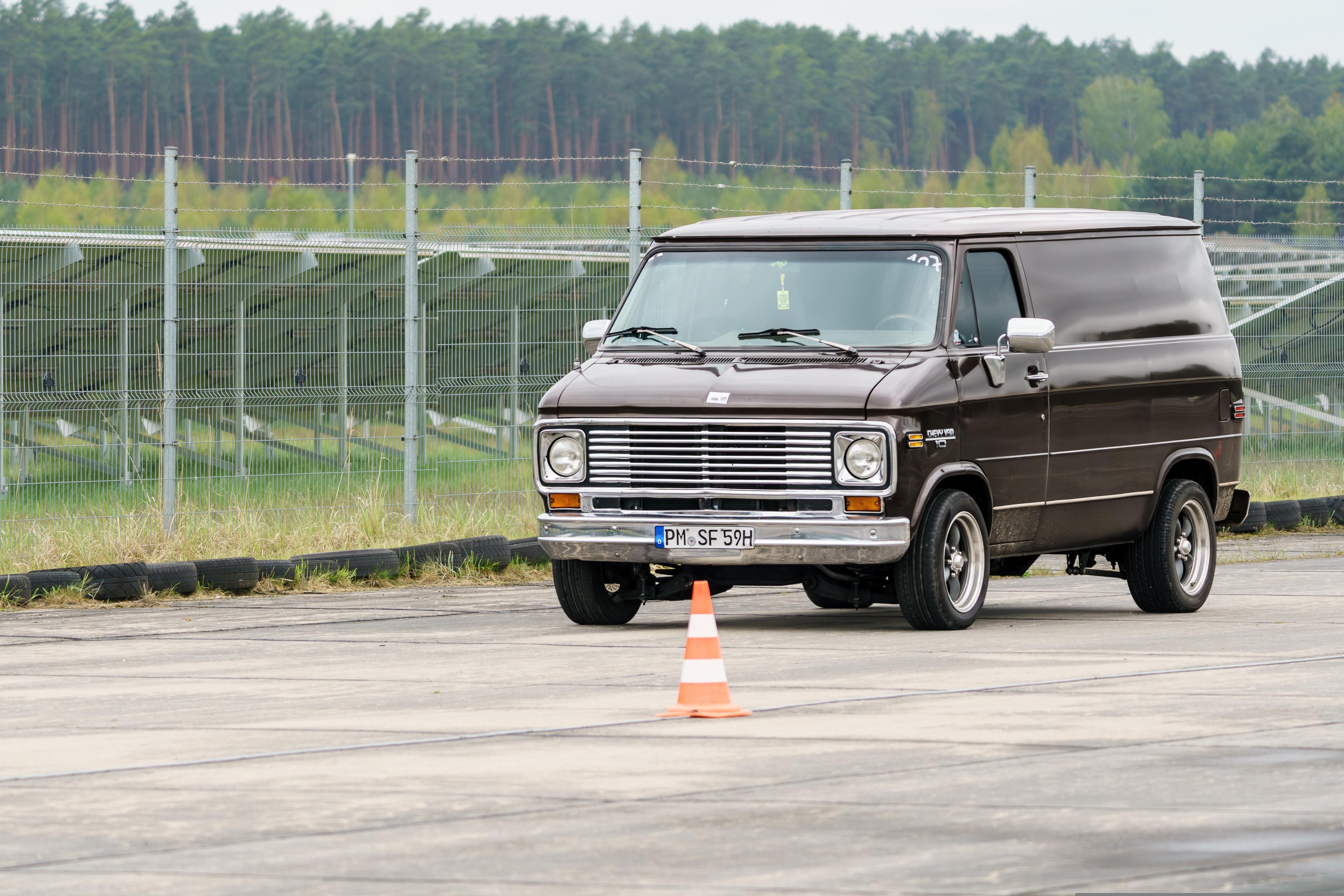 G10 Chevy Van